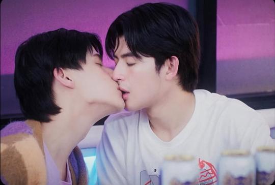 难以自拔 剧照2 难以自拔 剧照2