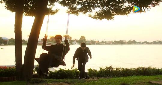 泰版我让最想被拥抱的男人给威胁了 剧照9 泰版我让最想被拥抱的男人给威胁了 剧照9