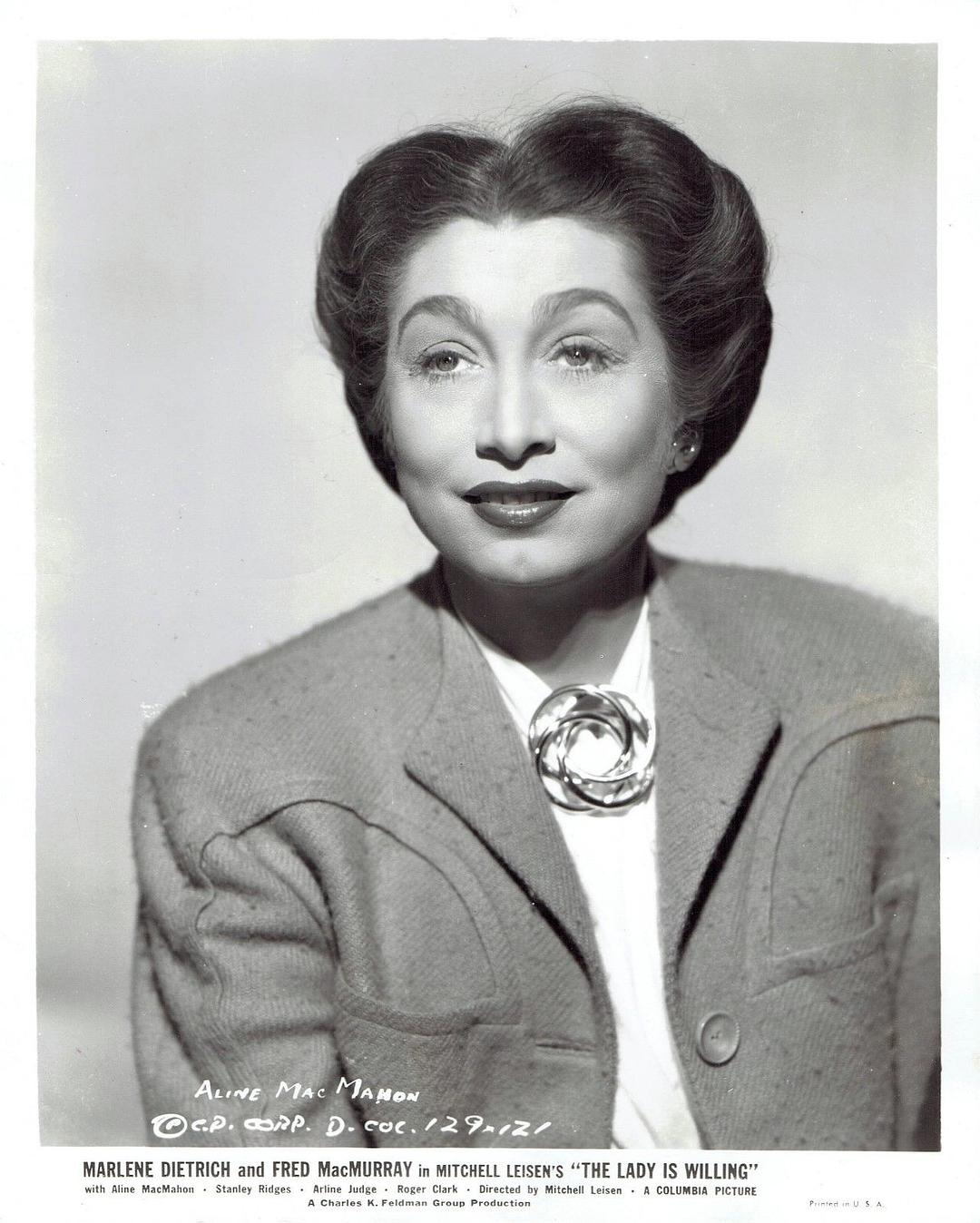 雄霸闺房 剧照8 雄霸闺房 剧照8