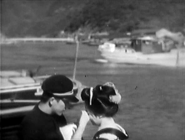 恋之花的绽放·伊豆的舞女 剧照3