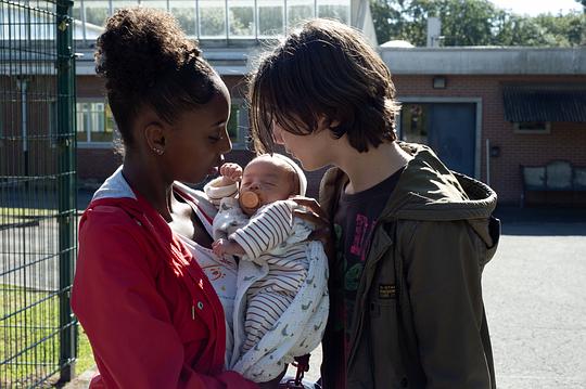 年轻母亲之家 剧照2