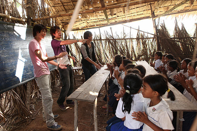 我们无法改变世界,但我们想在柬埔寨建一所学校。 剧照5