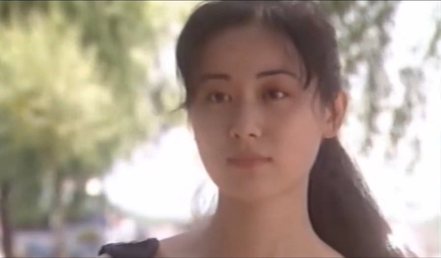 女大学生 剧照9