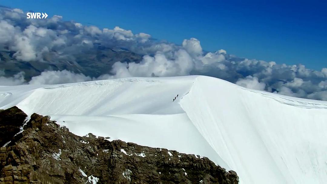 阿尔卑斯:俯瞰我们的山岳 剧照3