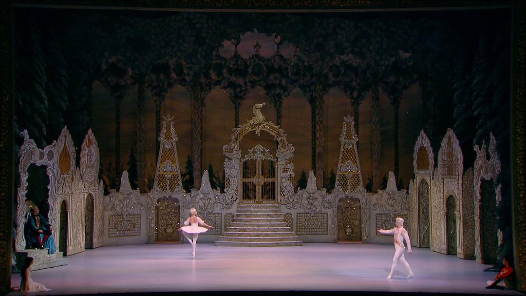 胡桃夹子:英国皇家芭蕾舞团揭秘Dancing the Nutcracker:Inside the Royal Ballet 剧照1