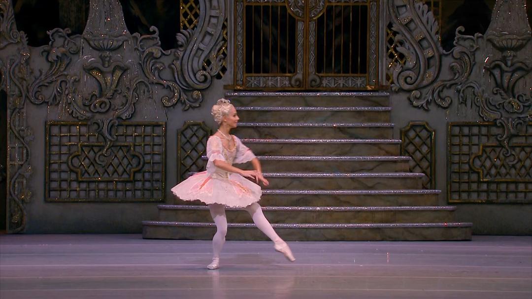 胡桃夹子:英国皇家芭蕾舞团揭秘Dancing the Nutcracker:Inside the Royal Ballet 剧照6