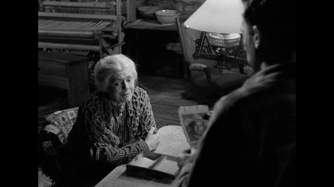 月升时分 剧照7