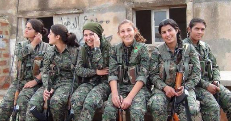 休想进天堂-与ISIS作战的库尔德娘子军 剧照2
