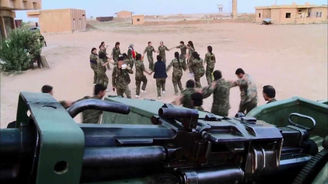休想进天堂-与ISIS作战的库尔德娘子军 剧照7