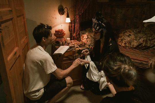 七月返归 剧照6