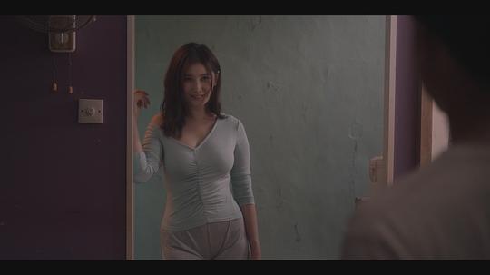 七月返归 剧照9