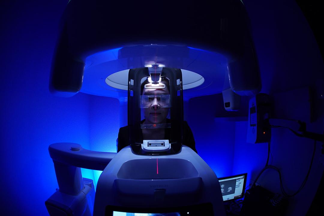 人类进化2.0 第一季 剧照3