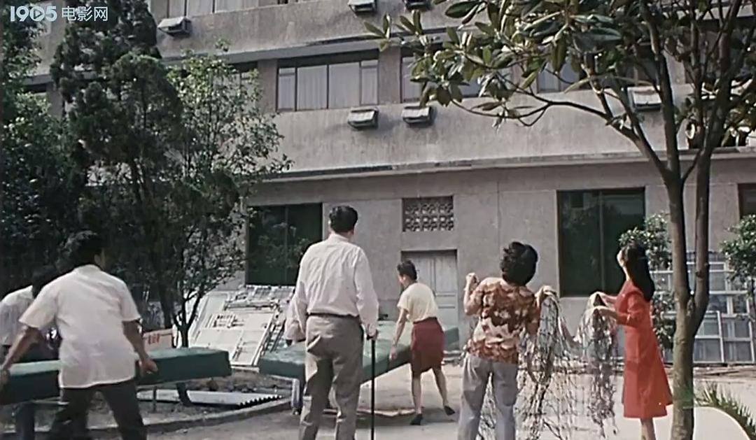 南洋富翁 剧照9