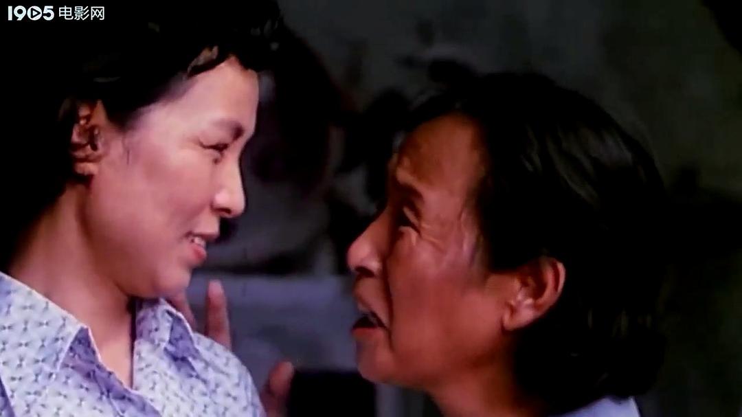 姑娘小伙正当年 剧照3