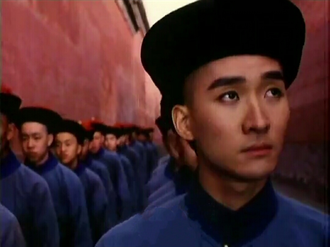 嫁到宫里的男人 剧照1