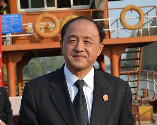 小镇大法官 剧照1
