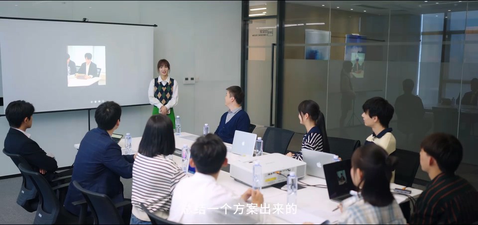 遇见你的那天 剧照2