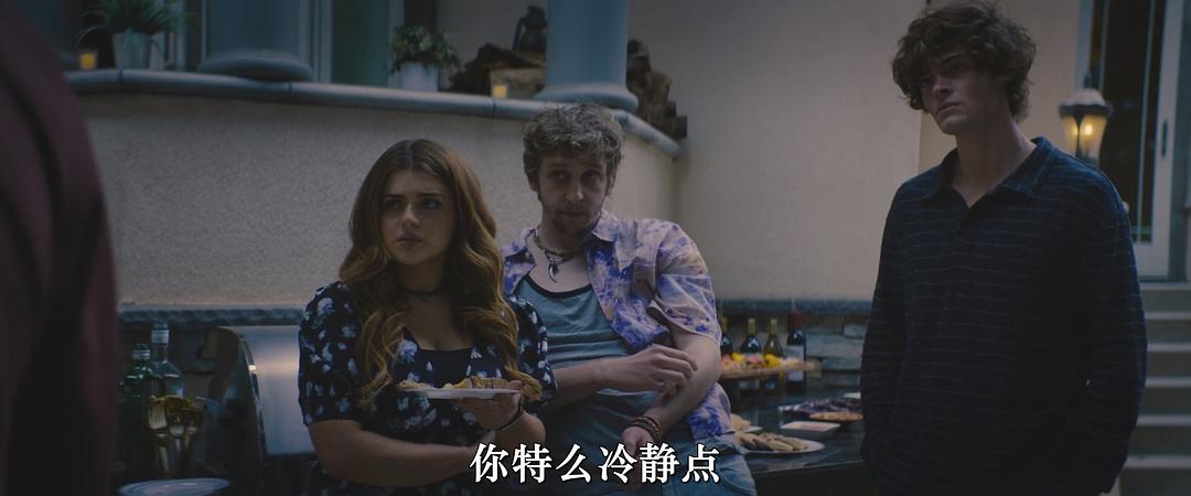 泳池 剧照1