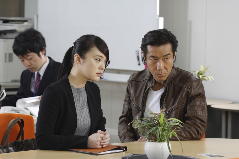 黑蔷薇:刑事课强行犯系神木恭子 剧照4