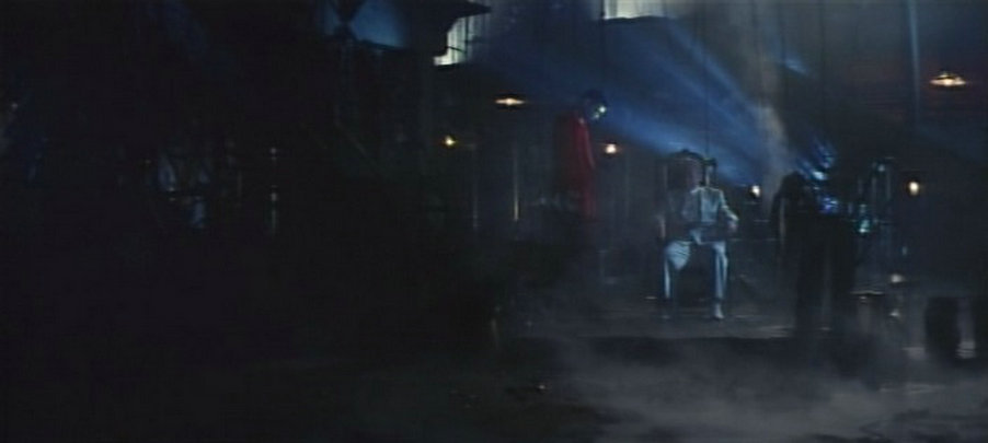 通往遥远过去的阶梯 剧照6