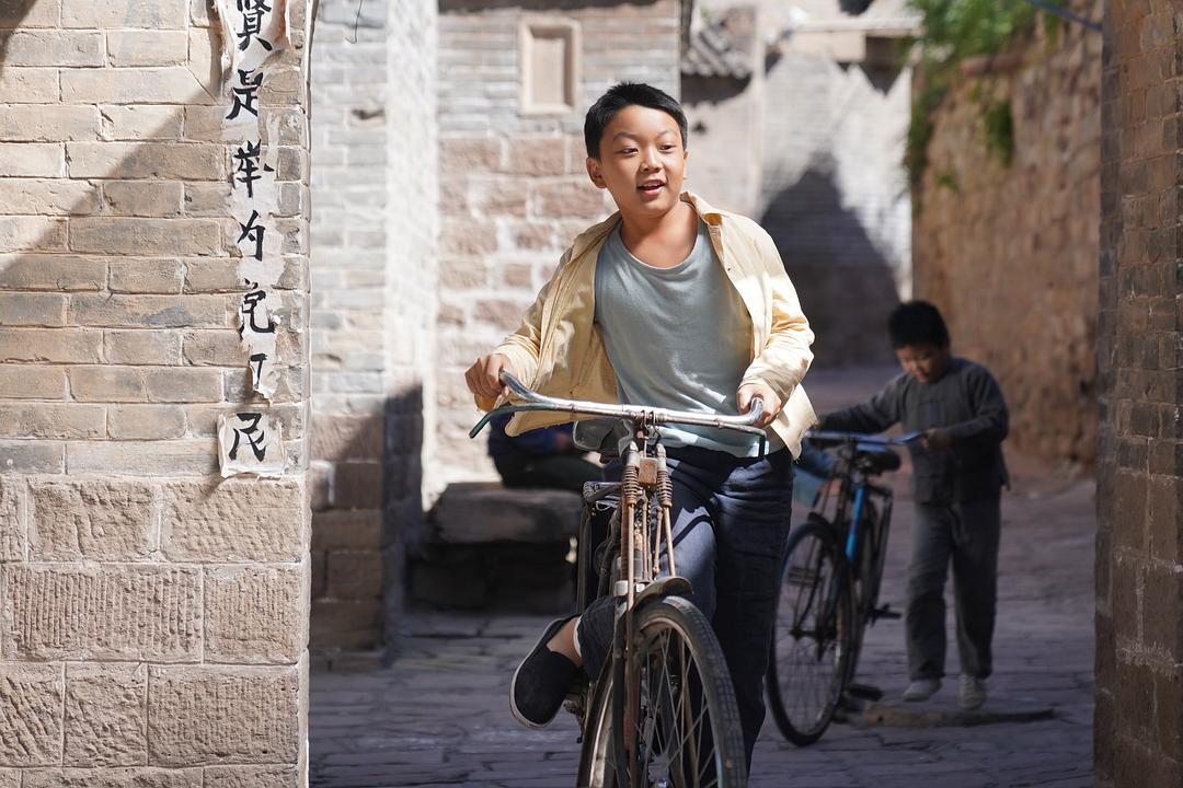 金色少年 剧照1