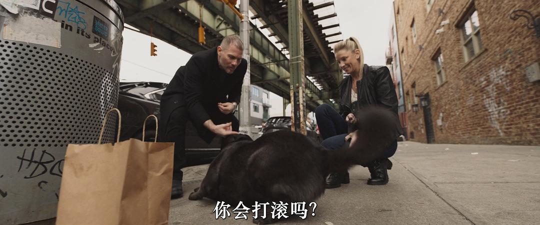 第一班 剧照1