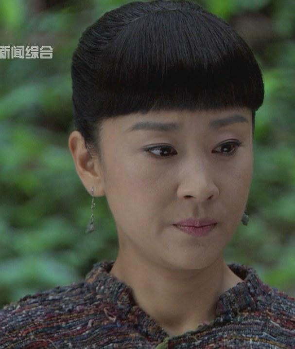 罗龙镇女人 剧照1