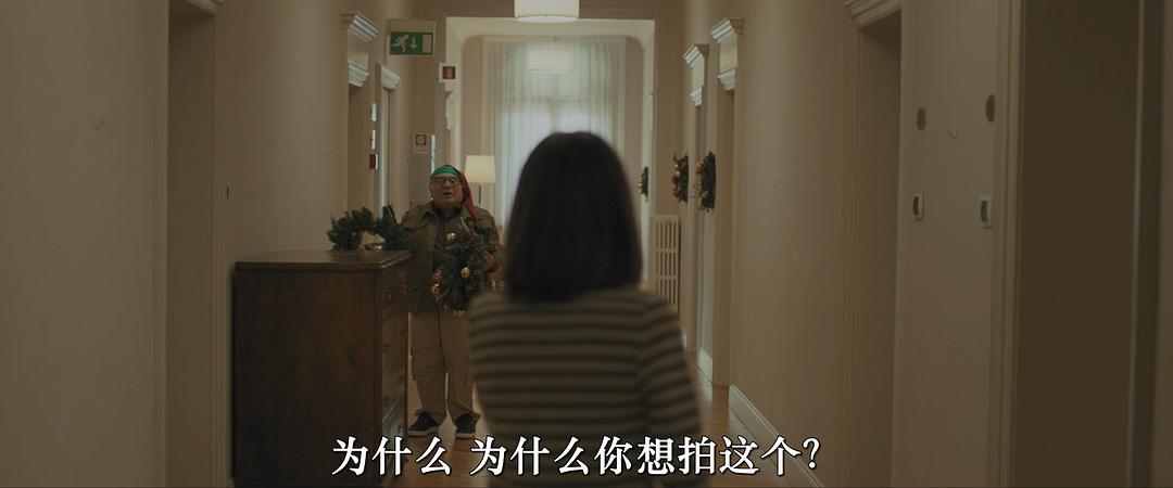 A Sudden Case of Christmas 剧照6