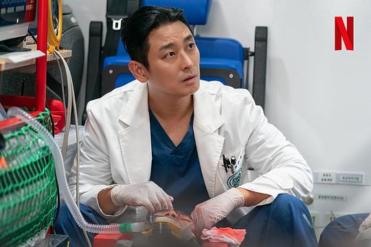 重症外伤中心 剧照2