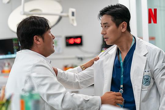 重症外伤中心 剧照5