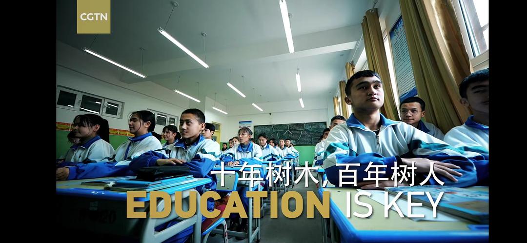 巍巍天山-中国新疆反恐记忆 剧照3