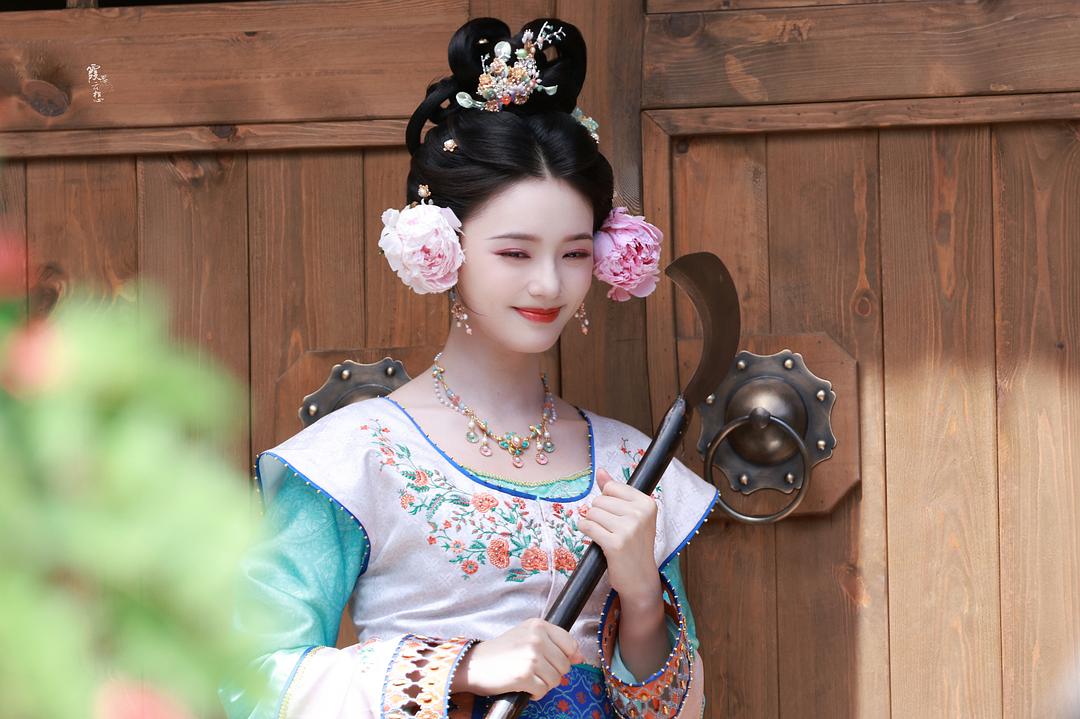 怎敌她千娇百媚 剧照10