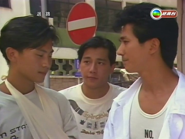 回路 剧照10