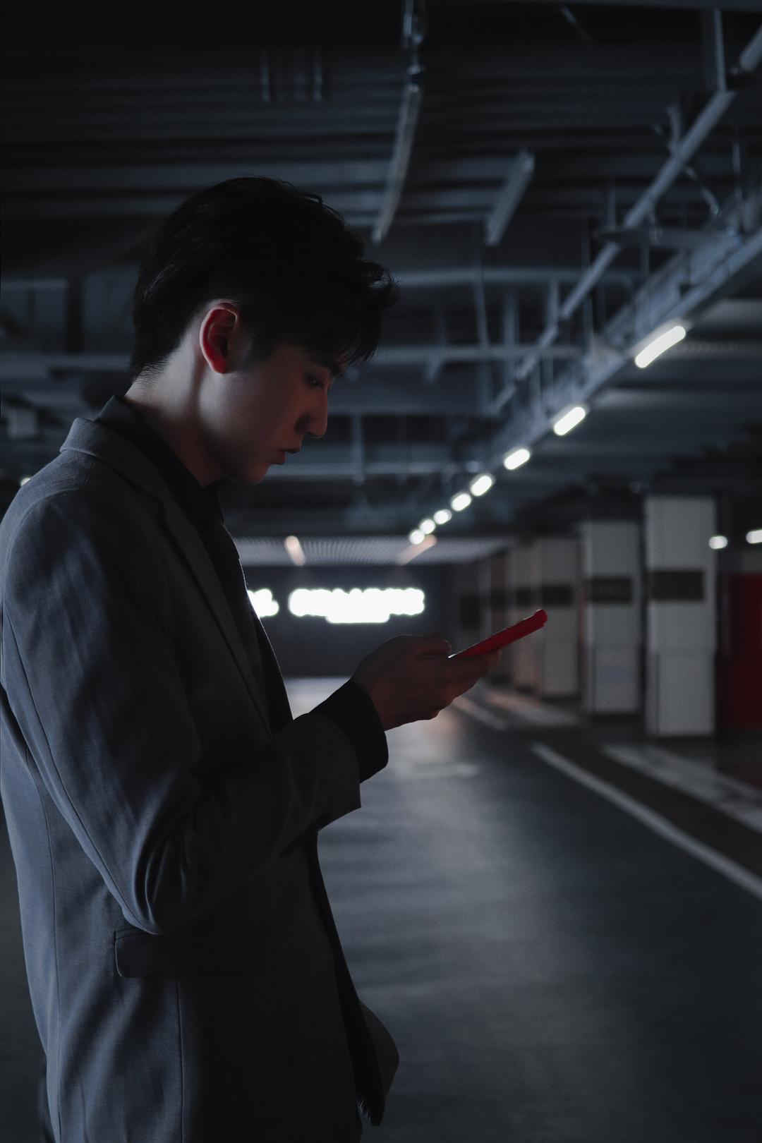 提笔再忘却你 剧照8