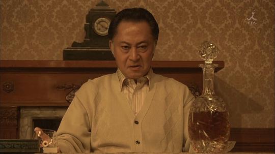 官僚们的夏天 剧照5
