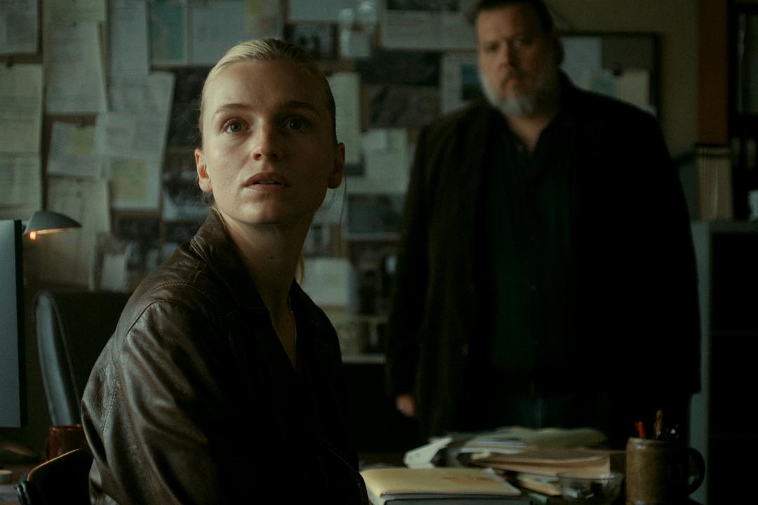 暗线谜影 剧照8