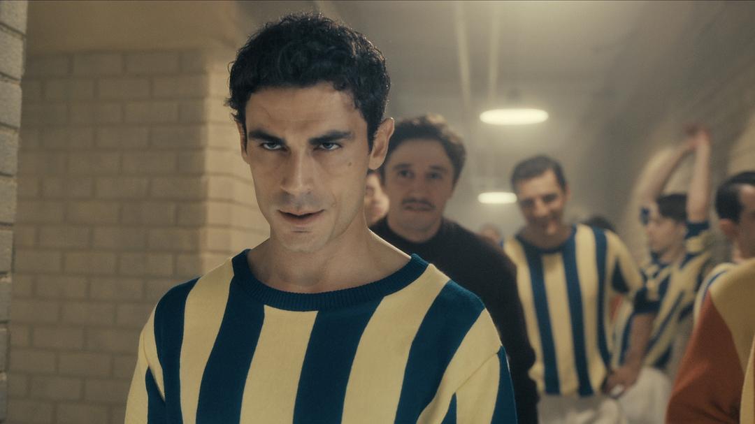 左派:一个平凡的故事 剧照3