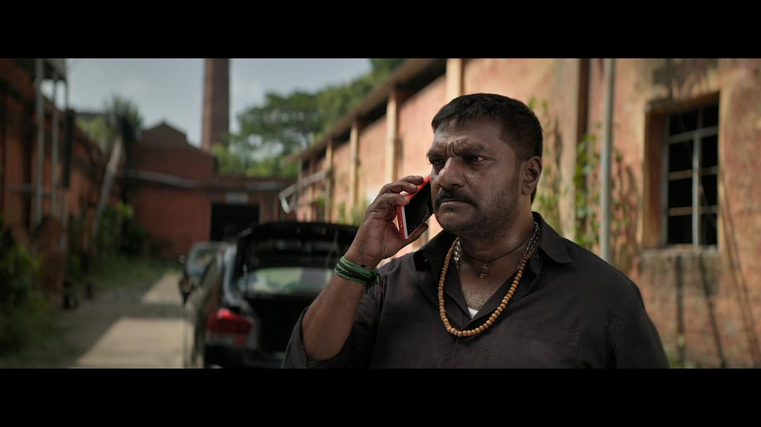 左轮丽塔 剧照1