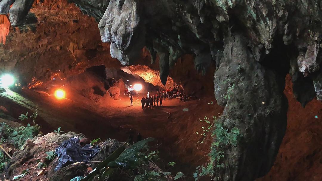 泰国洞穴救援 剧照1