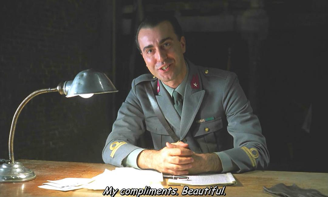 万岁 卡美拉 剧照6