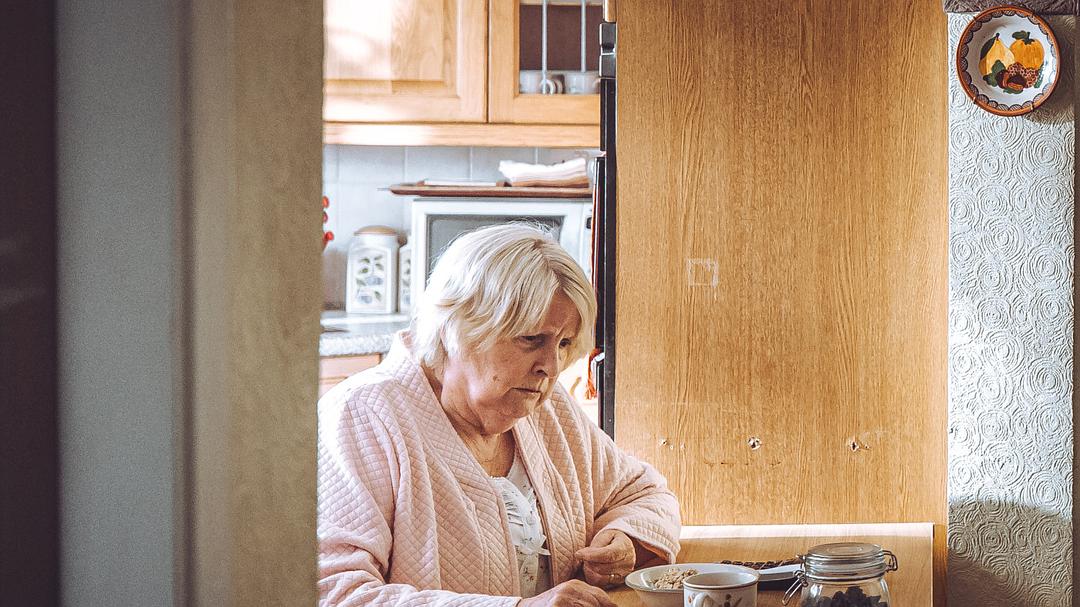 危情蜻蜓 剧照1