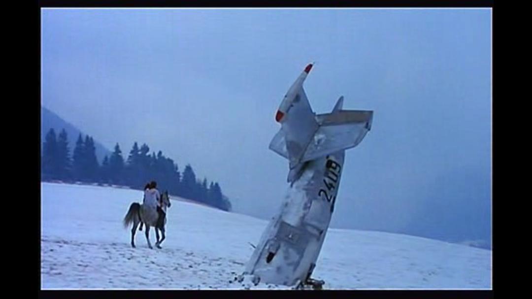 关于世界末日的不明确报告 剧照9