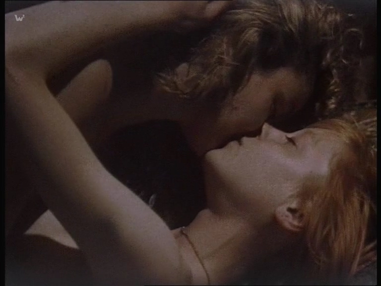 橘子不是唯一的水果 剧照1