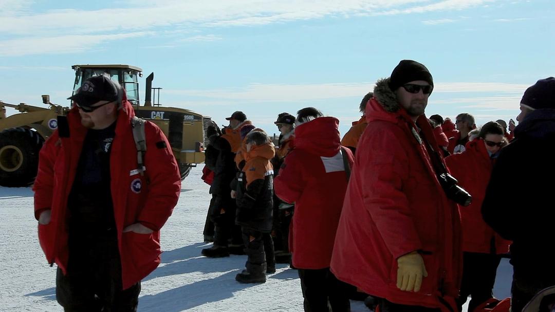南极洲:冰上的一年 剧照10