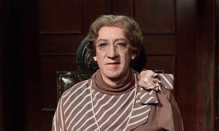 为你逆光而来 剧照6