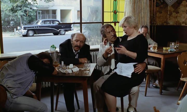 为你逆光而来 剧照9