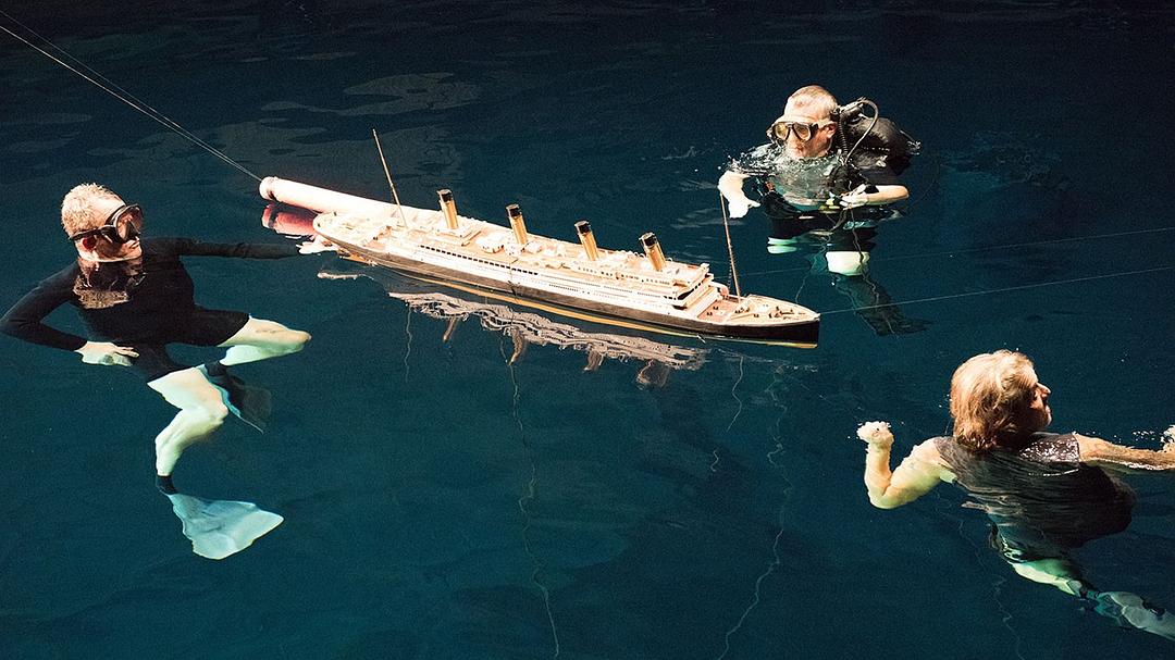 跟随詹姆斯·卡梅隆探寻20年后的泰坦尼克号 剧照3