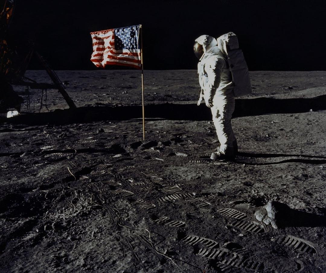 为了全人类 剧照4