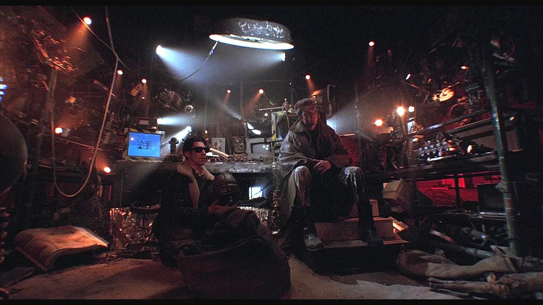 霹雳战士龙 剧照3