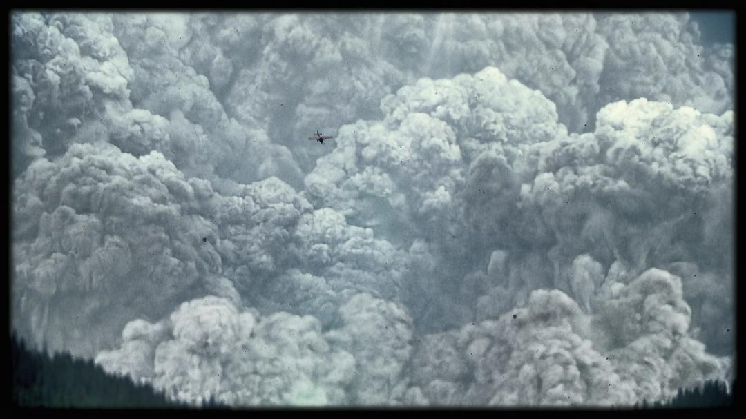 历劫归来:圣海伦火山爆发 剧照2